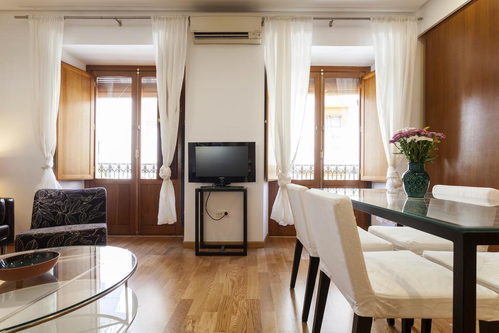 Artist'S Charming Design - Space Maison Apartments 세비야 외부 사진